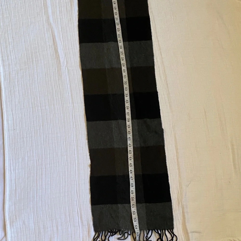 Jos. A. 100% Cashmere Bank Black and Gray Plaid Scarf